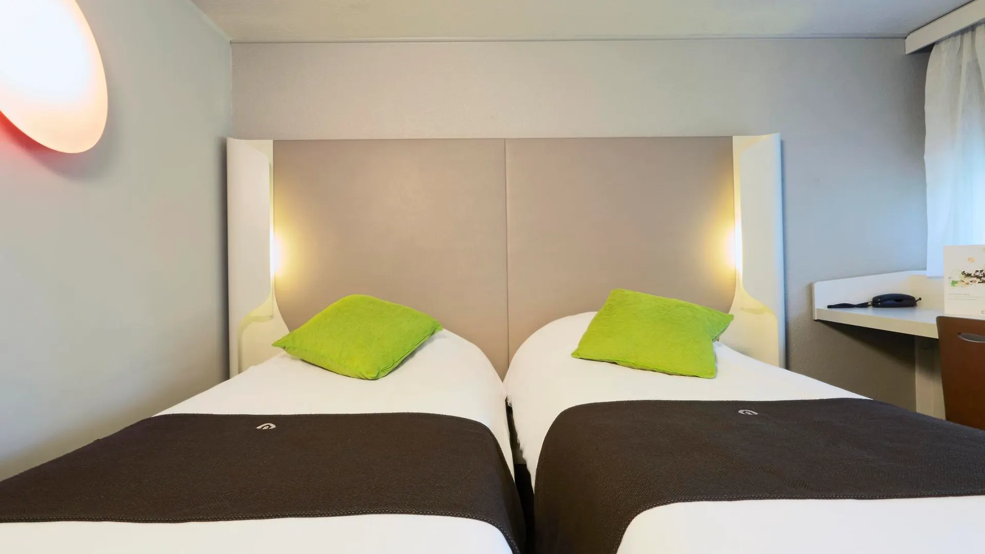Campanile Chambery Hotel