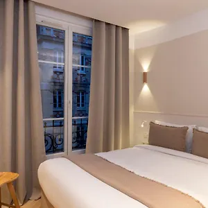 Le Daum 3*, París Francia