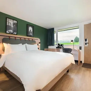 https://campanile-aix-en-provence-est-meyreuil.fr-provencehotel.com