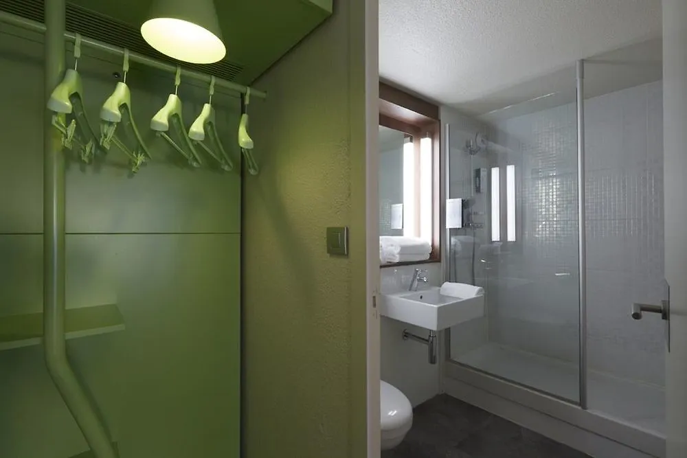 Campanile Chambery Hotel