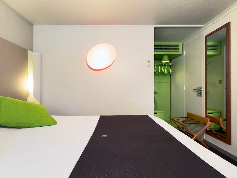 Campanile Chambery Hotell